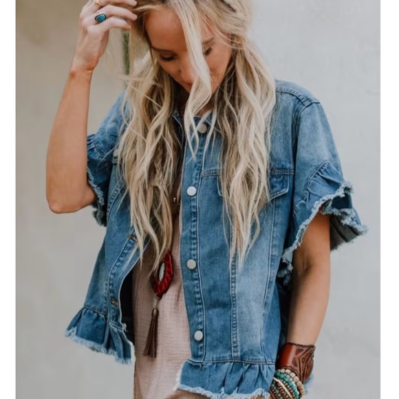 Three Bird Nest Scottie Ruffled Denim Jacket size S/M light blue denim - Picture 11 of 11